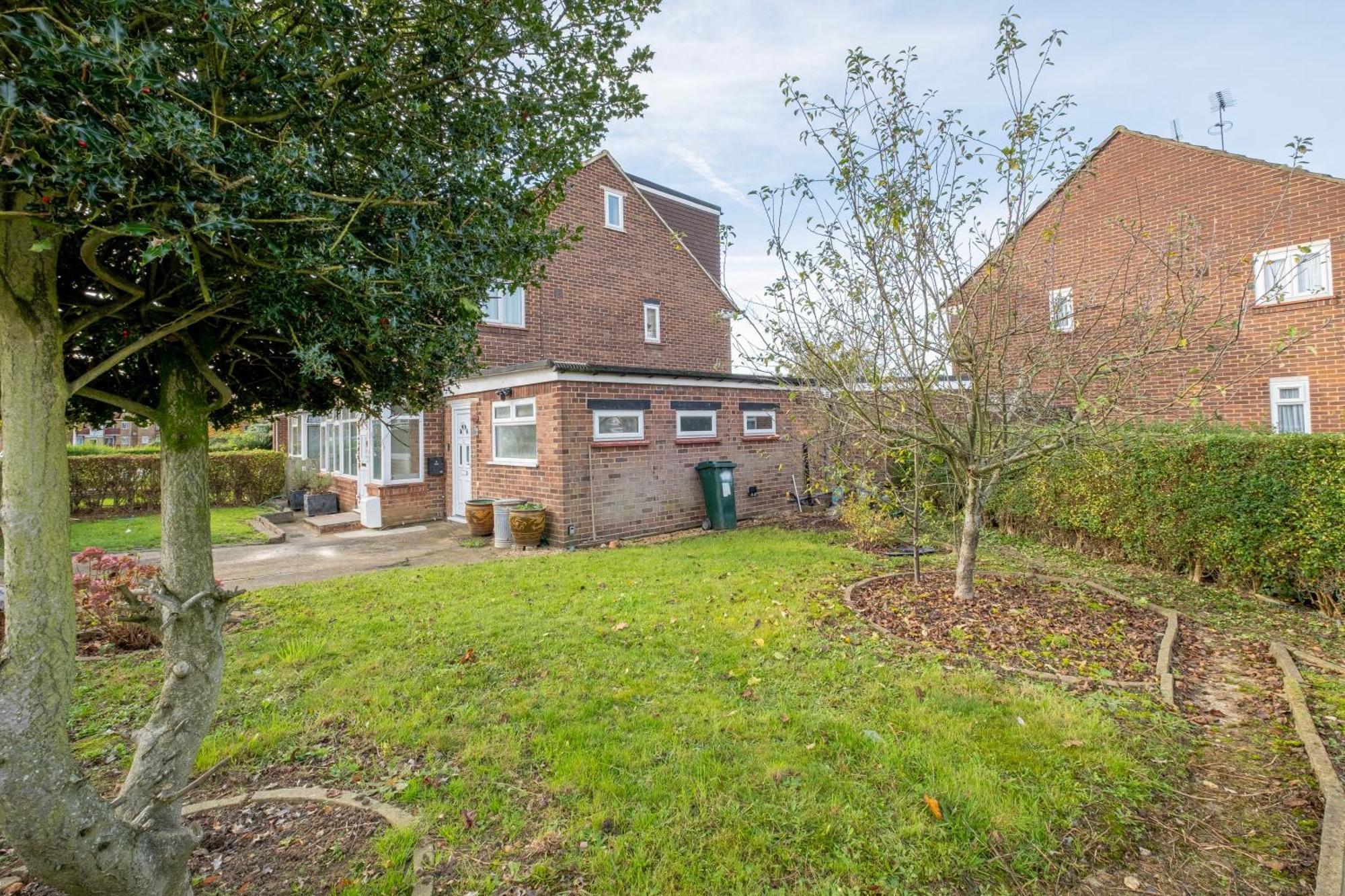 Kings House Apartment Hayes, West London Apt A Northolt  Eksteriør billede