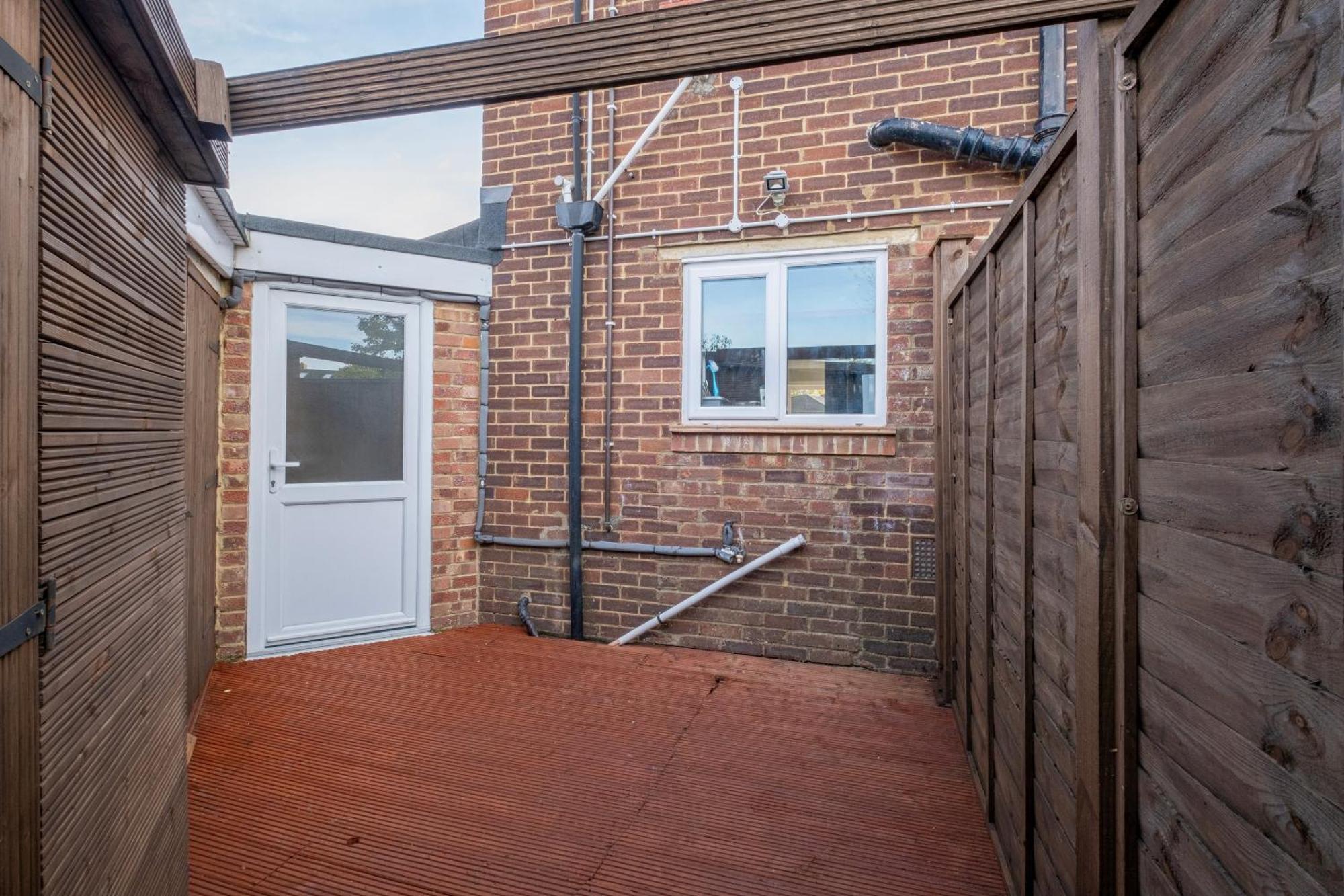 Kings House Apartment Hayes, West London Apt A Northolt  Eksteriør billede