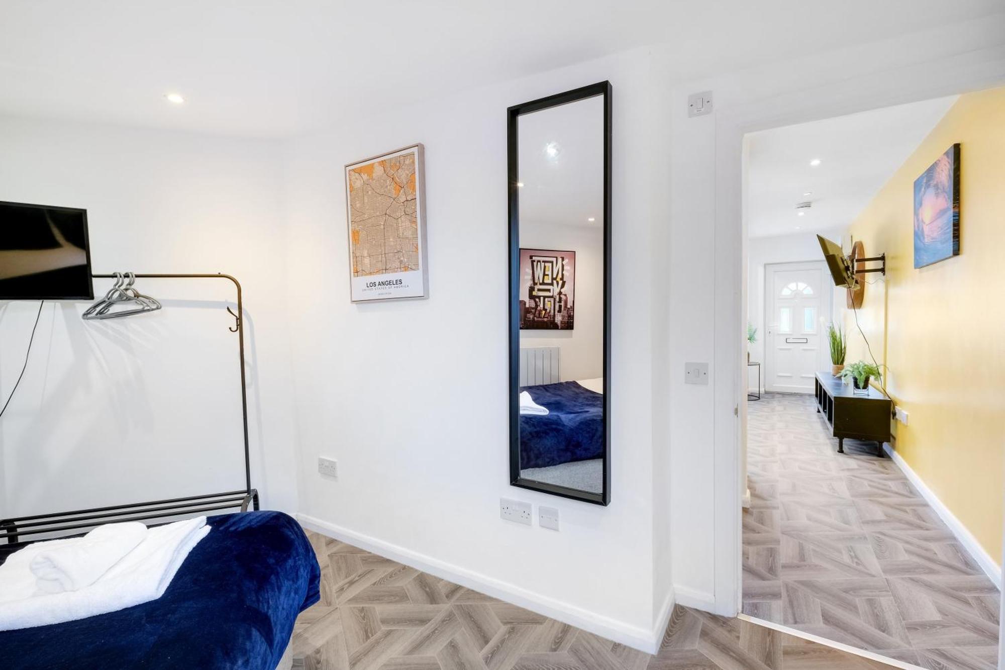 Kings House Apartment Hayes, West London Apt A Northolt  Eksteriør billede